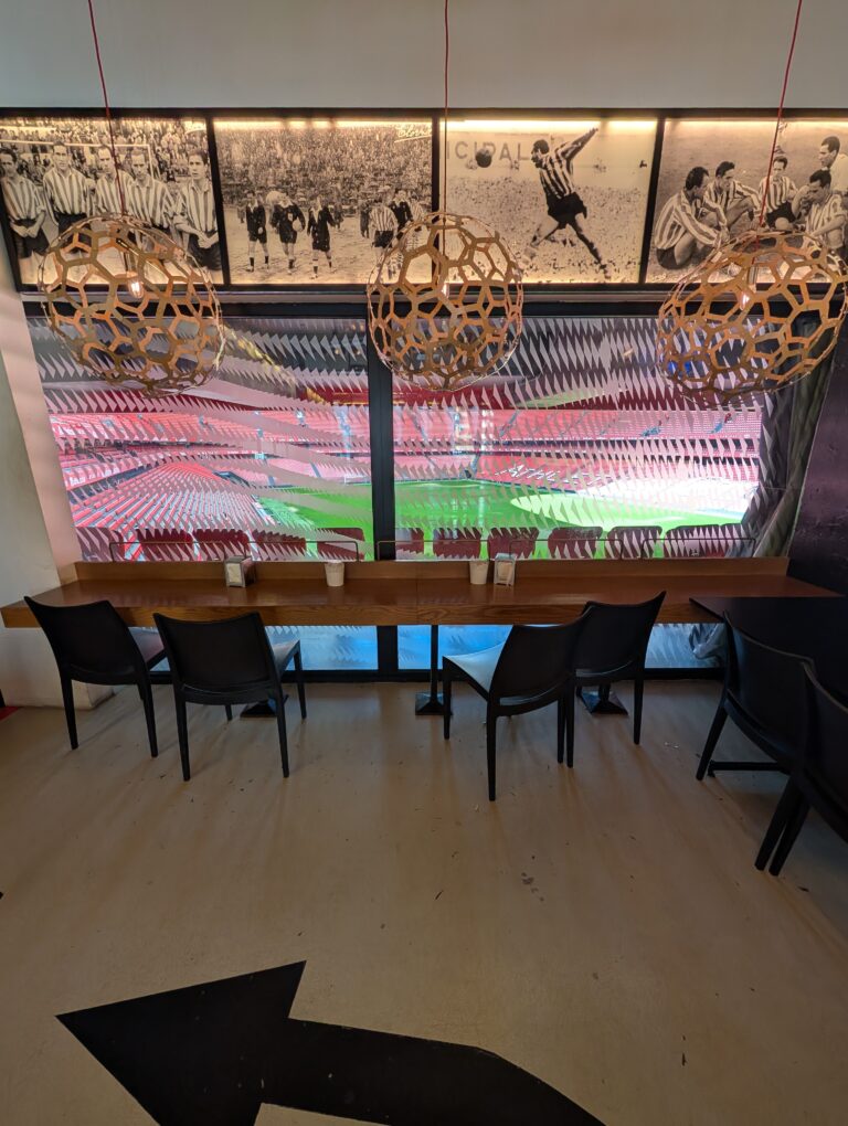 Qué ver en Bilbao en 2 días 5 Bar La Campa de los Ingleses San Mames