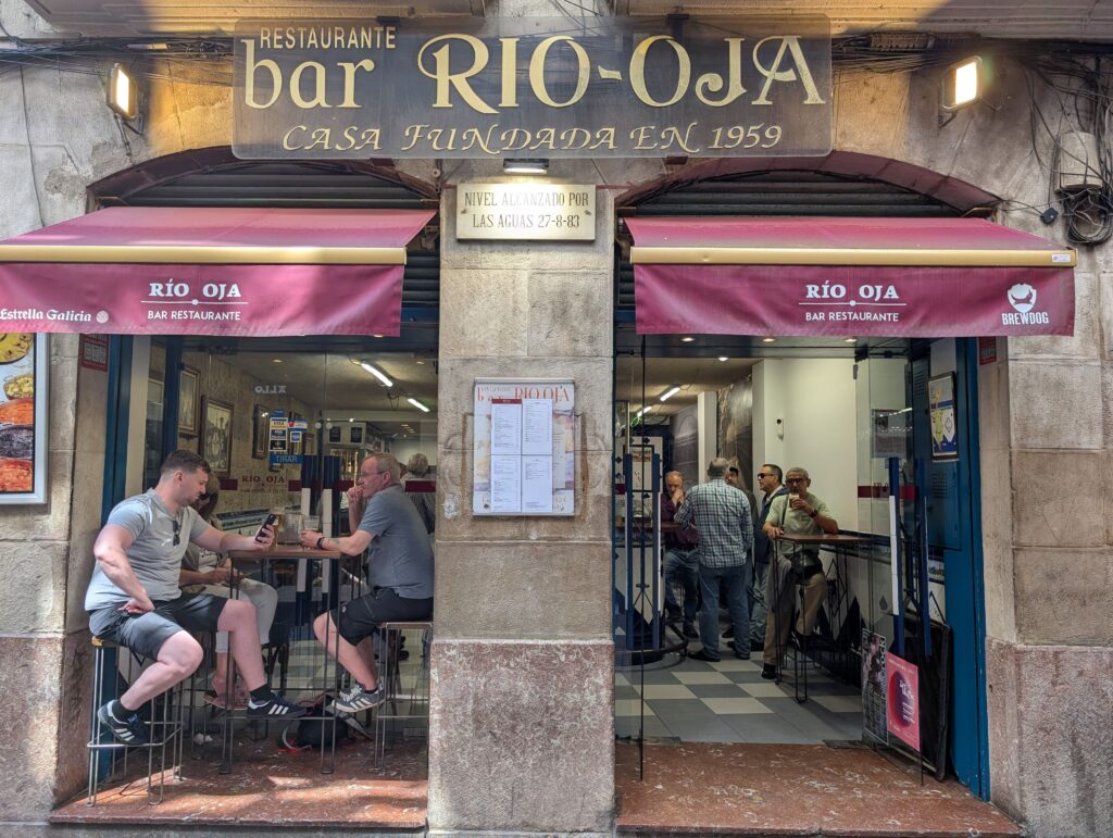Bar Rio Oja Casco Viejo
